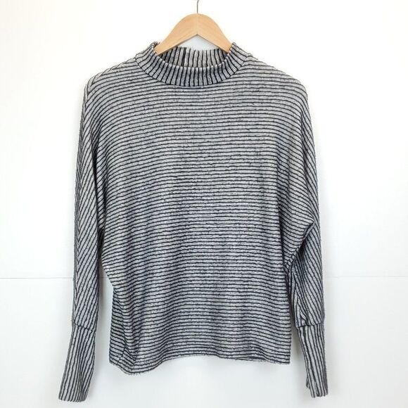 Urban Outfitter Out From Under Amelia Dolman Sleeve Mock Neck Sweater A-003b8 - Picture 7 of 11